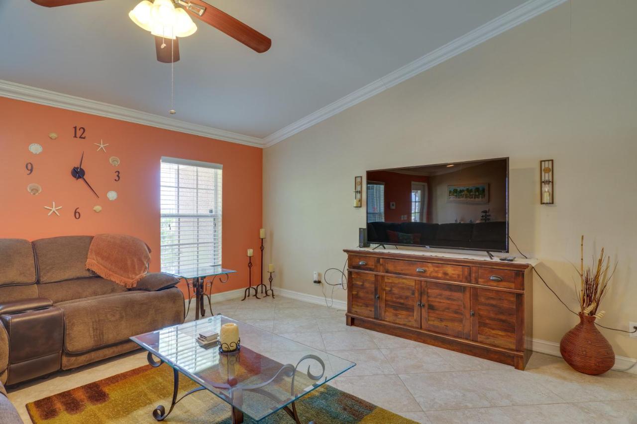 Family-Friendly Home About 10 Mi To Dtwn Кейп Корал Екстериор снимка